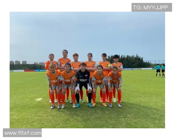 城市联赛特别报道：成都羽毛球队拼搏历程与荣耀瞬间的真实记录